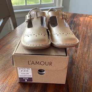L’amour toddler shoe - size 9